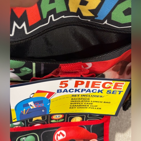 Super Mario 5 Piece Backpack / Book-bag Set - Picture 11 of 15